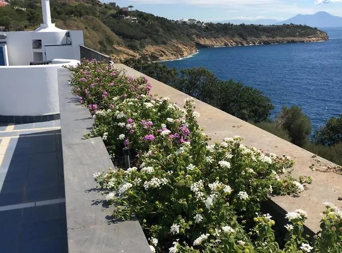 Mira Capri Apart-hotel Procida