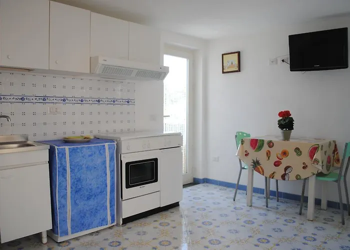 Apart-hotel Mira Capri